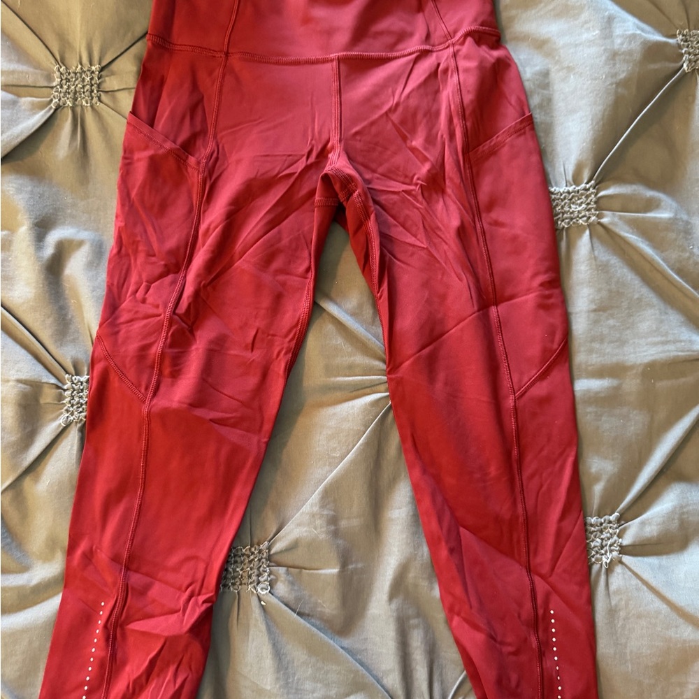 Fast & Free Lulu Crop Leggings